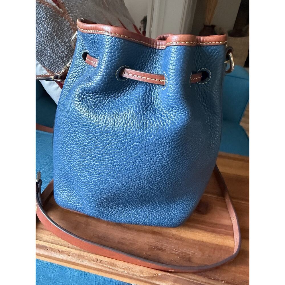Dooney & Bourke Drawstring Crossbody Jeans Color Italian Pebbled Leather Bag - Picture 11 of 14